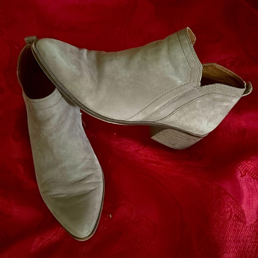 Leather, grey side zip Franko Starto bootie